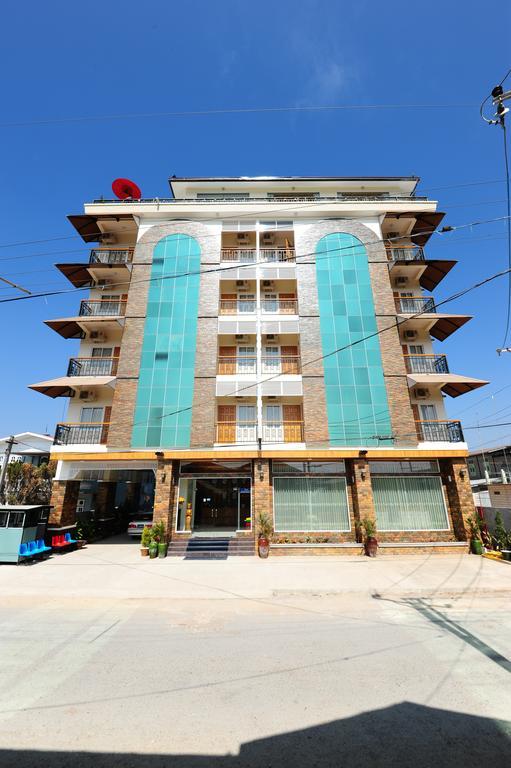 Royal Inlay Hotel Nyaung Shwe Extérieur photo